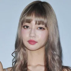 Risa Nakamura