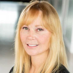 Daphne Lewis