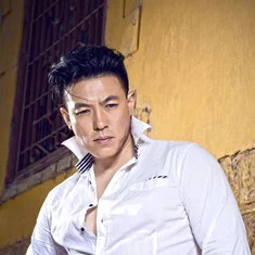 Huang Yonggang