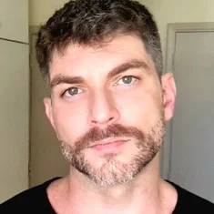 Conrado Helt
