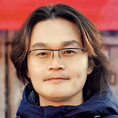 Yiteng Zhang