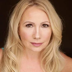 Stephanie Garvin