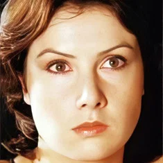 Hélène Shirley