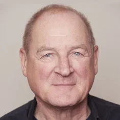 Burghart Klaußner
