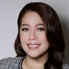 Roselle Nava