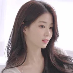 Shin Ji-yeon