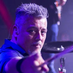 Mauricio Claveria