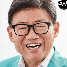 Eom Yong-su