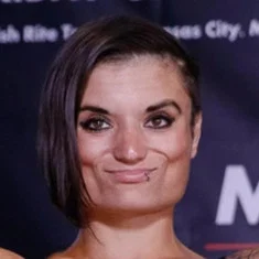 Julia Jones