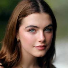 Элла Брайт