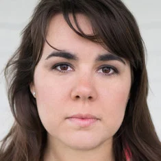 Olivia Harnach