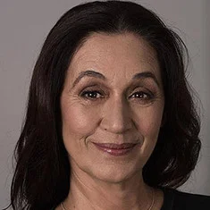 Nazan Ayas