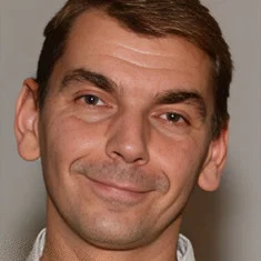 Константин Анисимов