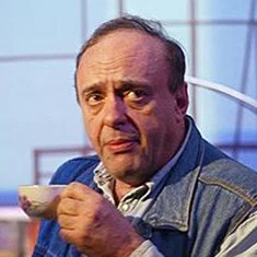 Петр Штейн