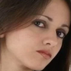 Elaine Thrash Oliveira