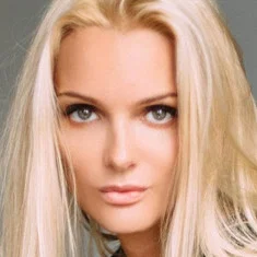 Екатерина Мельник