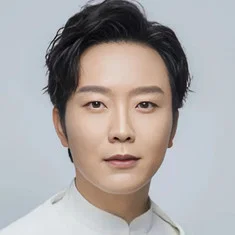 Yugang Li