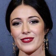 Elizabeth Tabish