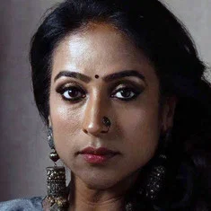 Mona Kakade