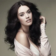 Laura Wells