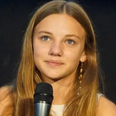Renata Hermida Richards
