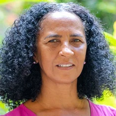Luciana Souza
