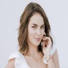 Alejandra Robles Gil