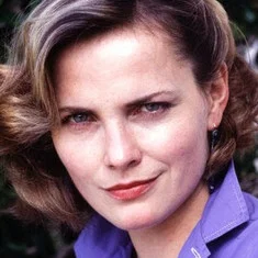 Nathalie Nell