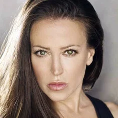 Leslie Bega