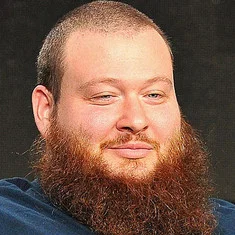Экшен Бронсон