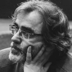 Dimitris Koutsiambasakos