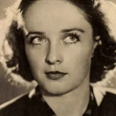 Екатерина Деревщикова
