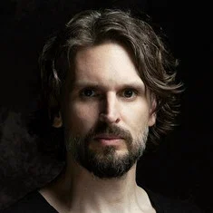 Stefan Helleblad