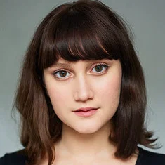 Элина Алминас