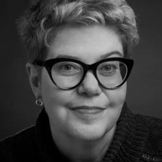 Claudia Gray