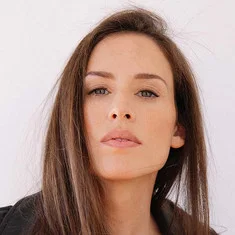 Júlia Belard