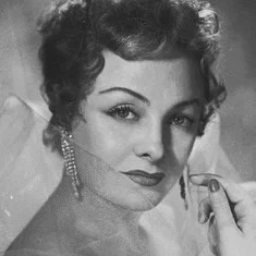 Gloria Lynch