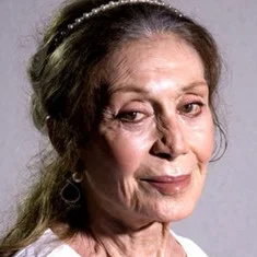 Yıldız Kenter
