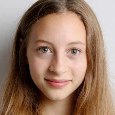 Éva Tanoni