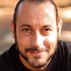 Roberto Serpi