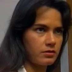 Lucy Reina