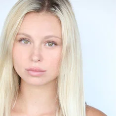 Alexandra Peters