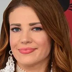 Esra Sönmezer