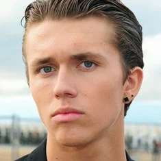Ian Thomas