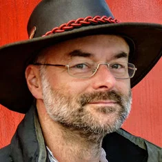 Raymond Lesley