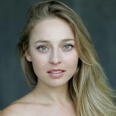 Николь Фантл