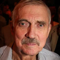 Евгений Киндинов