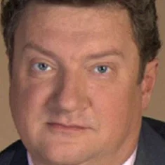 Олег Комаров