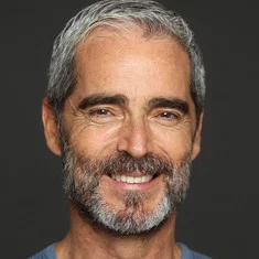 Nando González