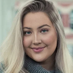 Victoria Skau